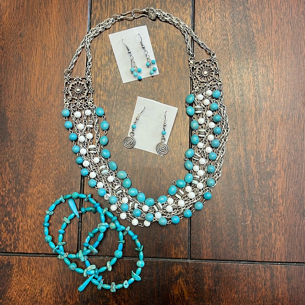Statement necklace/earrings/bracelets